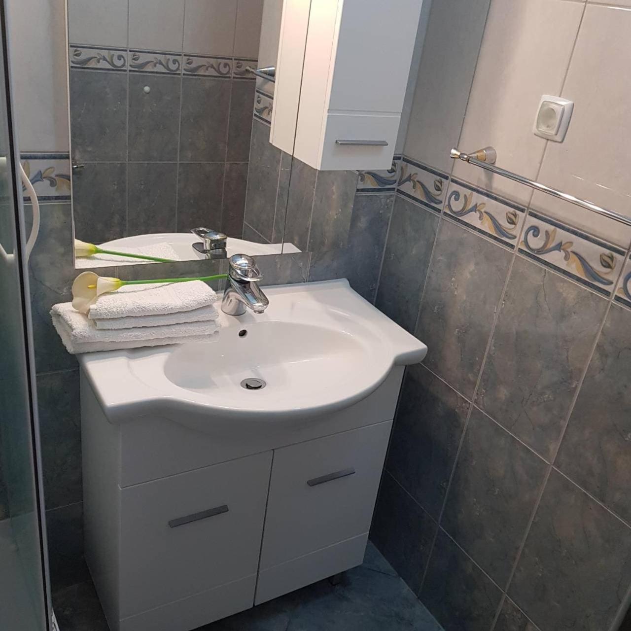 Apartmani Katarina Makarska Habitación foto